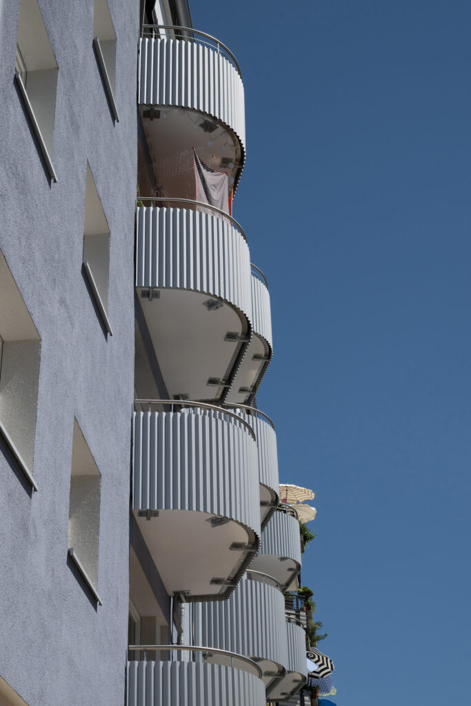 Esswurmstraße 7+9 / Gaißacher Straße 24+26